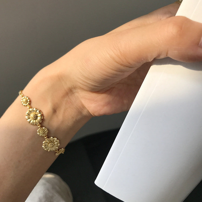 S925 Seoul Daisy Bracelet
